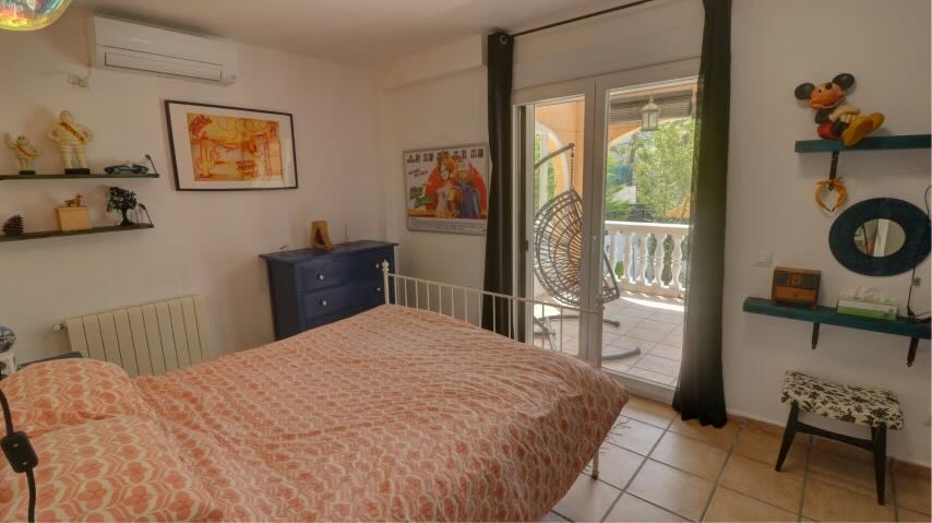 Property 2513 - Image 24